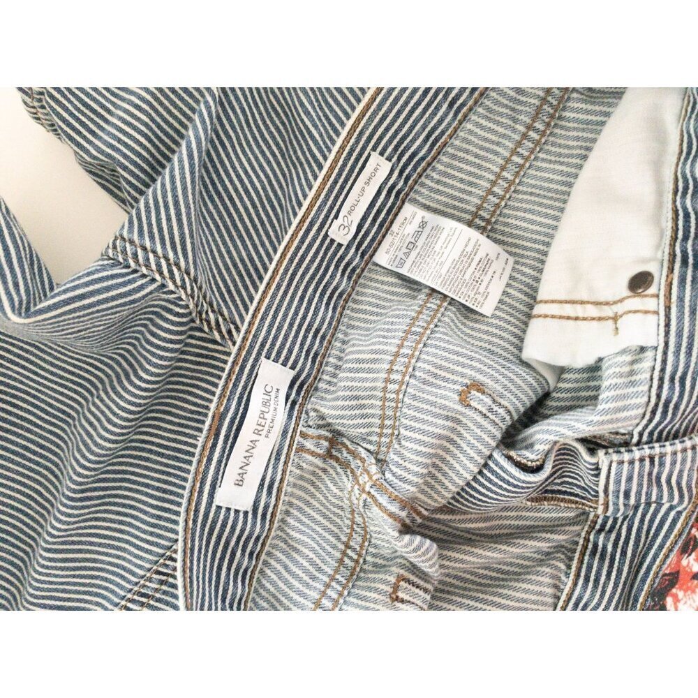 Banana Republic Blue & White Striped Cotton Roll-Up Shorts Size 32 - Picture 6 of 6